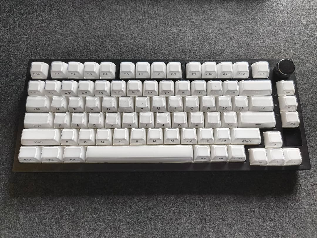 A.JAZZ AK820 Proメカニカルキーボード+クリスタルキーキャップ