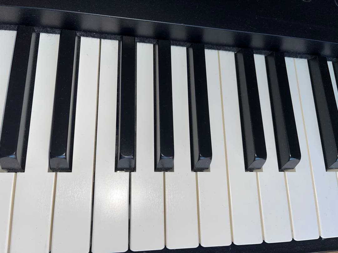 Roland FP-60 電子ピアノ 88鍵（スタンド/ペダル付き・使用頻度少）