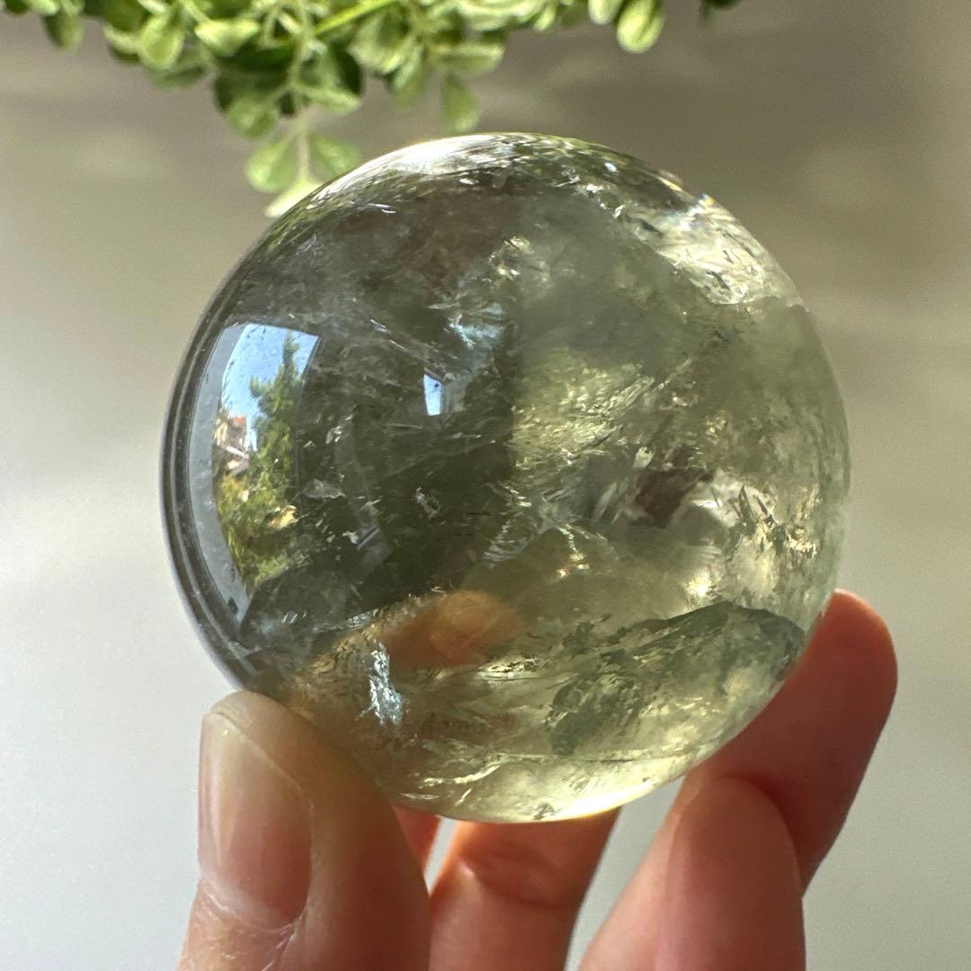 プラシオライト　非加熱　スフィア　5.3㎝　高品質　グリーンアメシスト