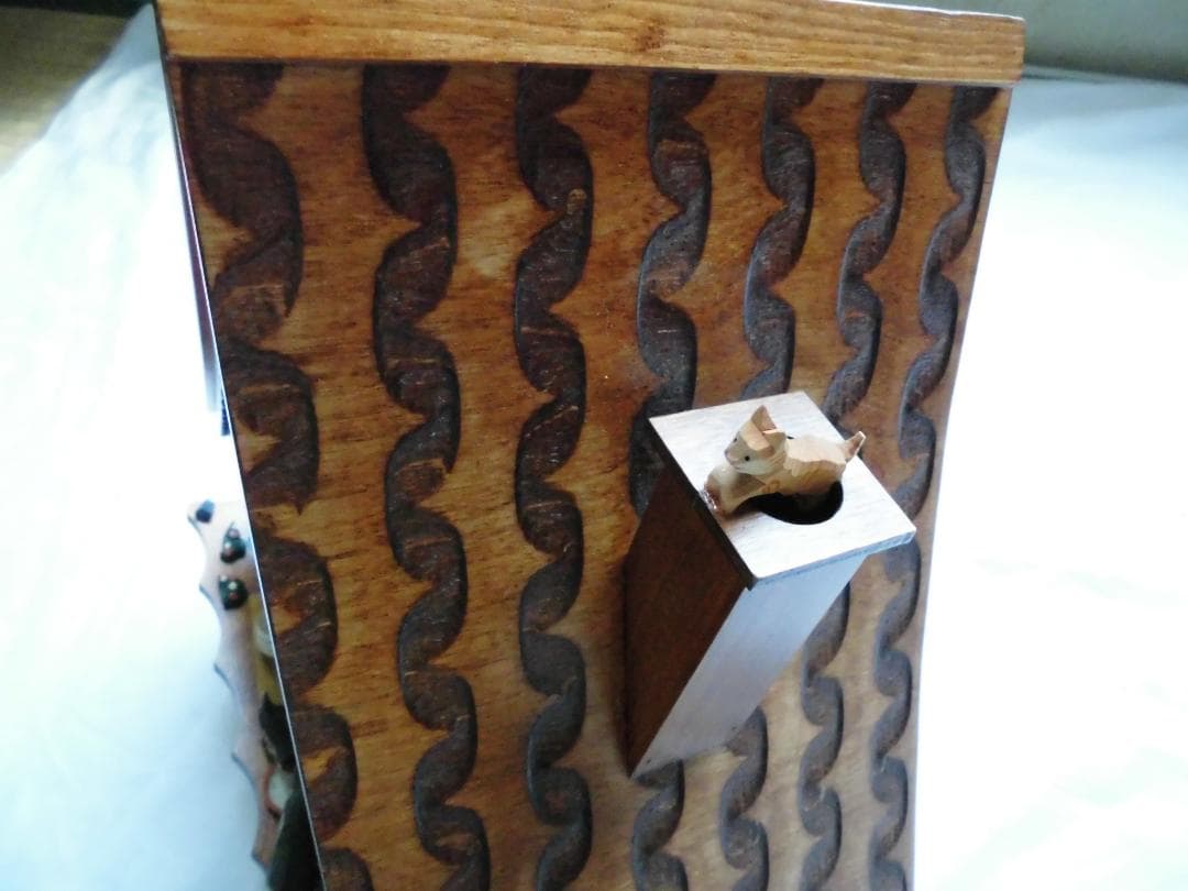 『美品』ドイツ・シュナイダー　からくり掛け時計　カッコウ時計　8匹の猫