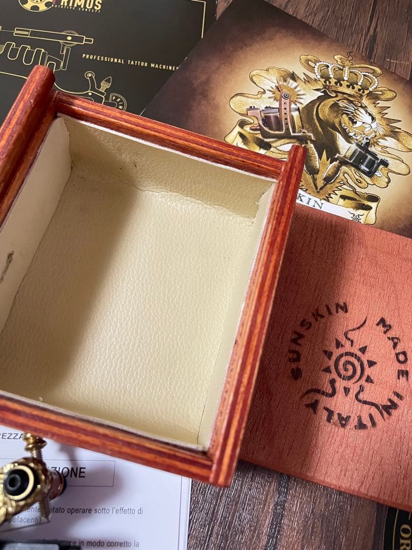 Sunskin tattoomachine liner タトゥーマシン手製の機械