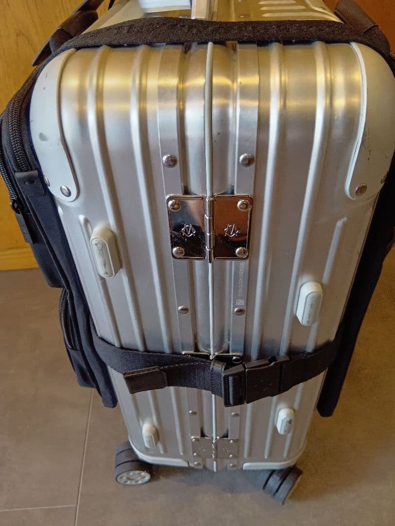 RIMOWA リモワ　cabinスーツケース用ハーネス　ブラック 1回使用