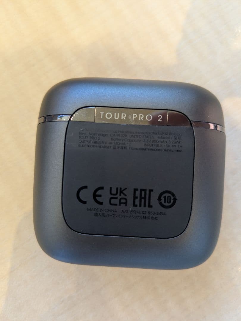 JBL TOUR PRO 2 ブラック