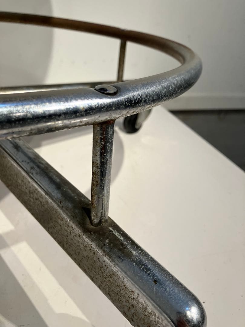 インダストリアル、ヴィンテージ・スチールスツール、オールド、レトロ、椅子、多目的