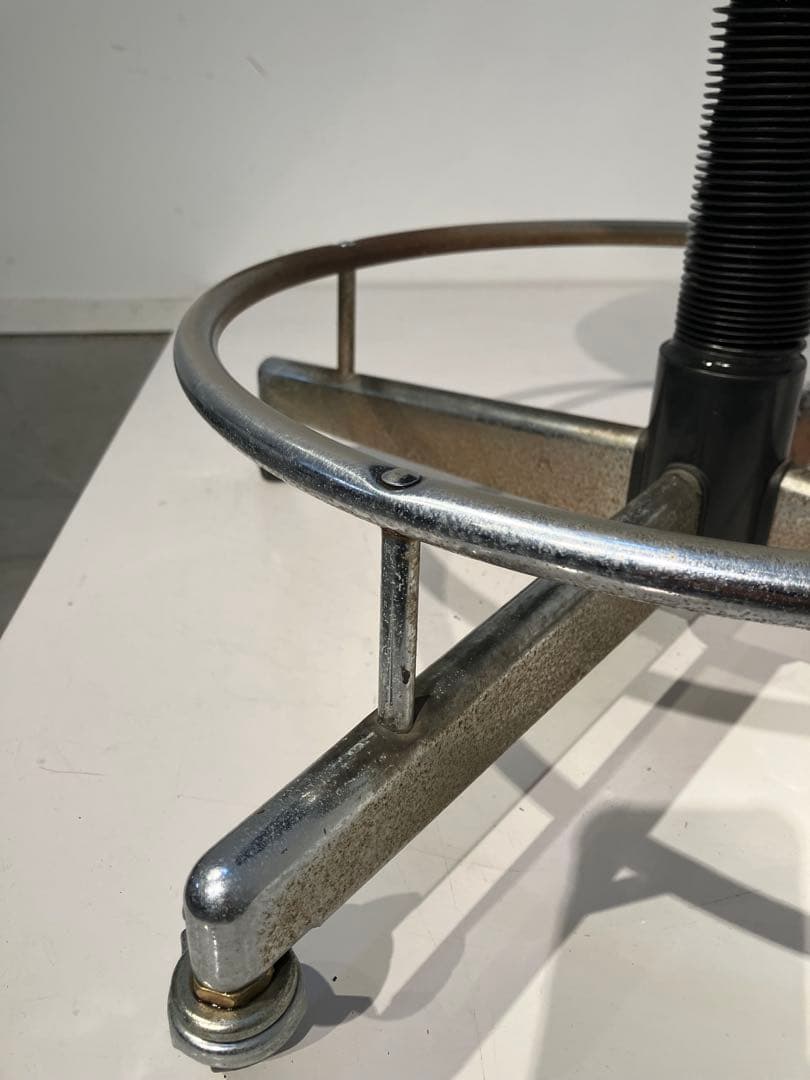 インダストリアル、ヴィンテージ・スチールスツール、オールド、レトロ、椅子、多目的