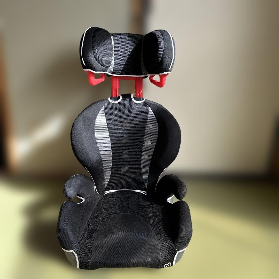 美品　エールベベ　サラット　 3ステップクワトロST カーメイト