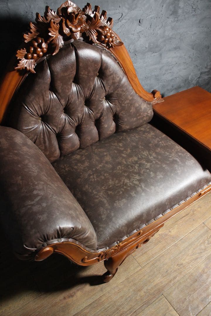 首都圏送無料〜 実用可能な美し過ぎるオブジェ 古いテレフォンベンチ 原産国不明