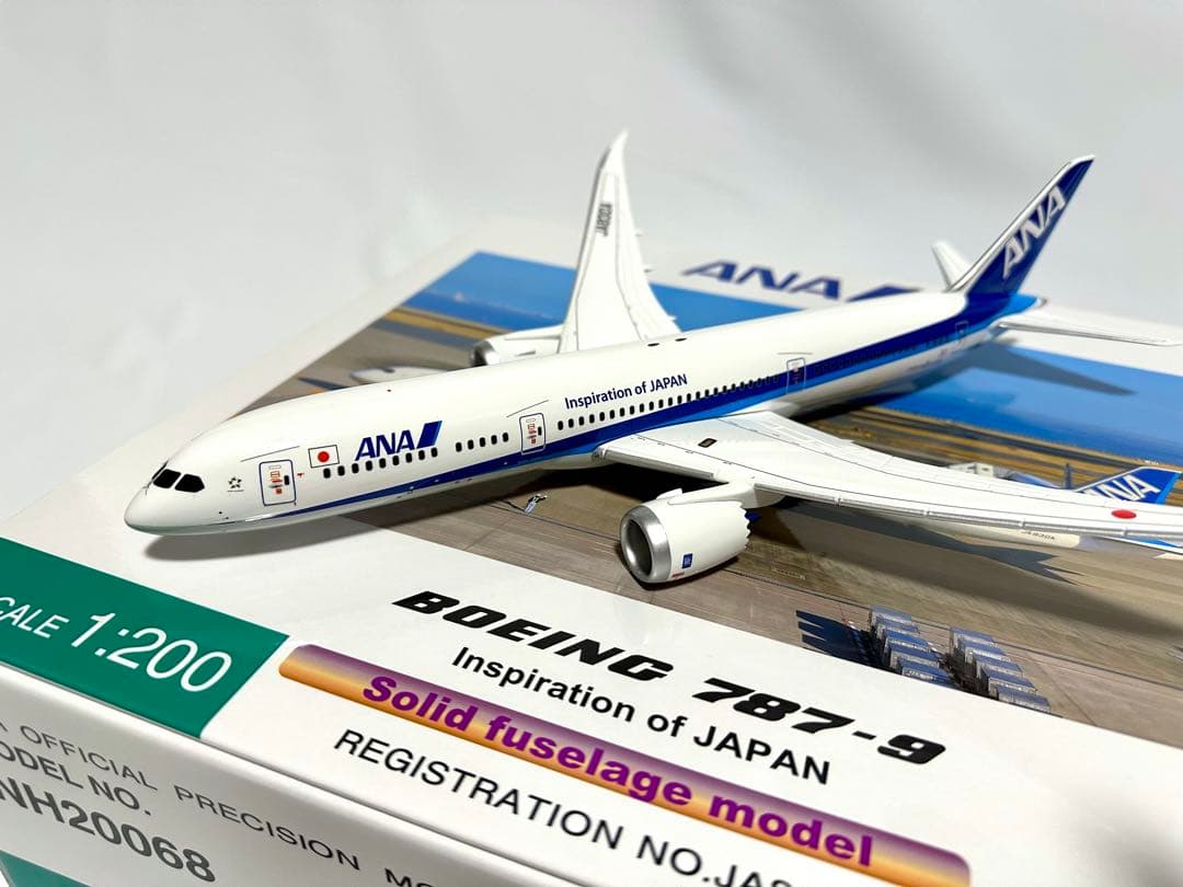 全日空商事 1/200 ANA 787-9 NH20068