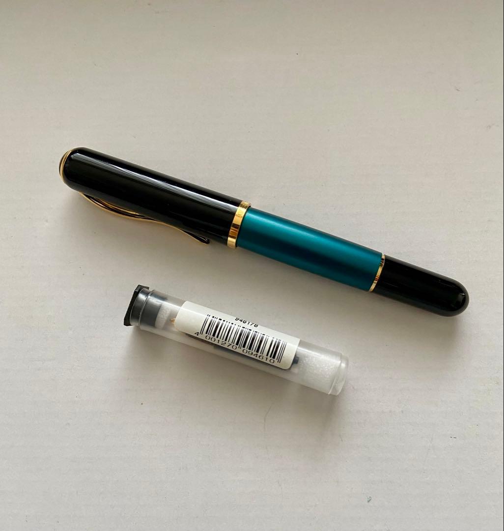 Pelican Epoch 万年筆・グリーン　ペン先(F・B)2種あり