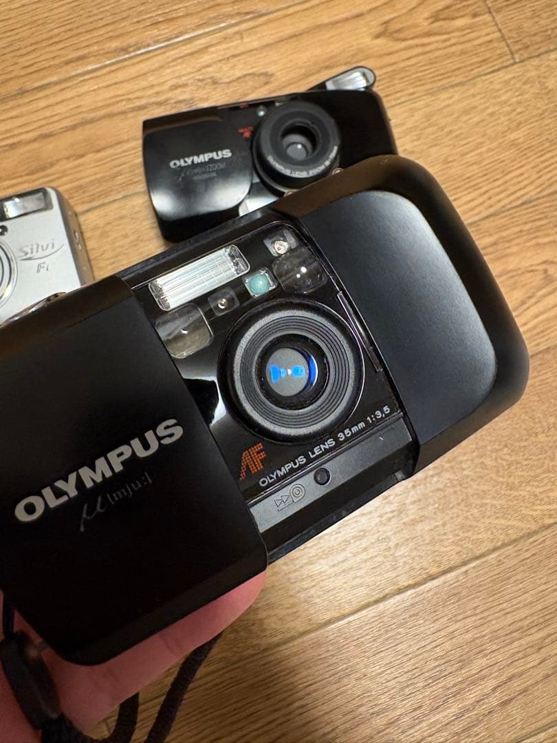 OLYMPUS　μ（ミュー）fujifilm silvi Fi フィルムカメラ