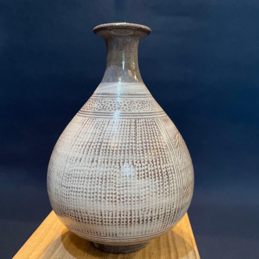 唐津焼　名工【中里 重利】(造)の『三島 徳利』共箱※美品　徳利