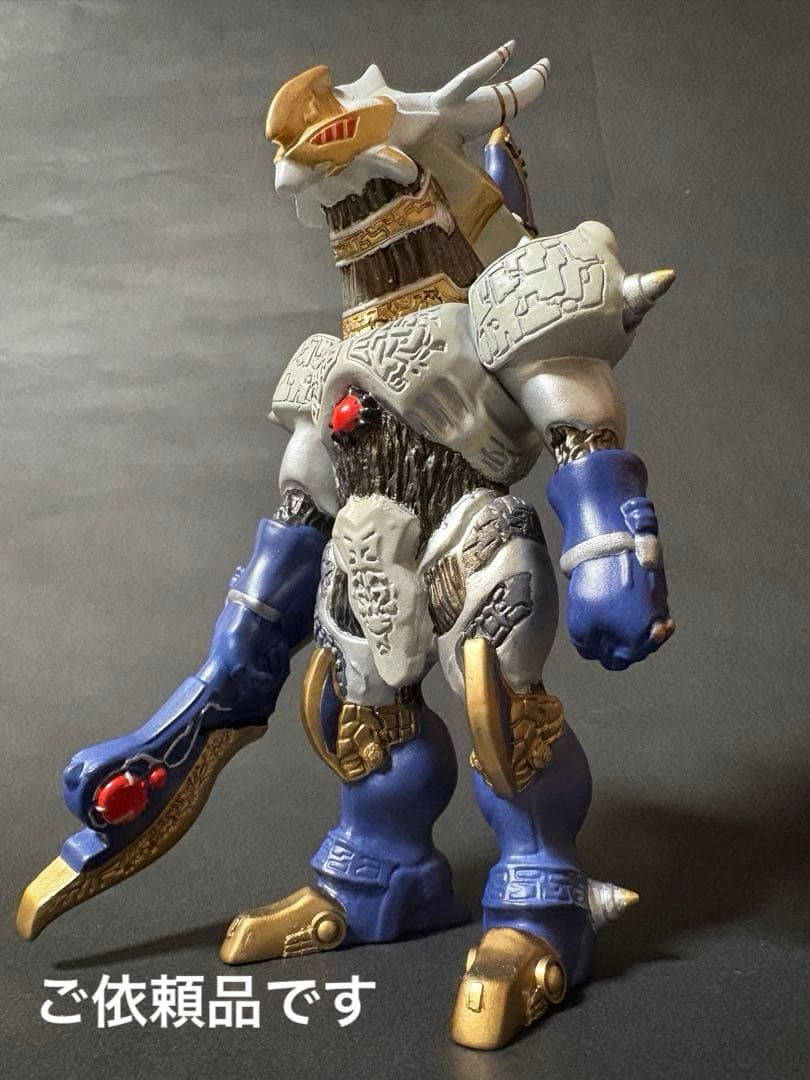 ウルトラ怪獣ソフビ　ギャラクトロンMKⅡ　リペイント完成品