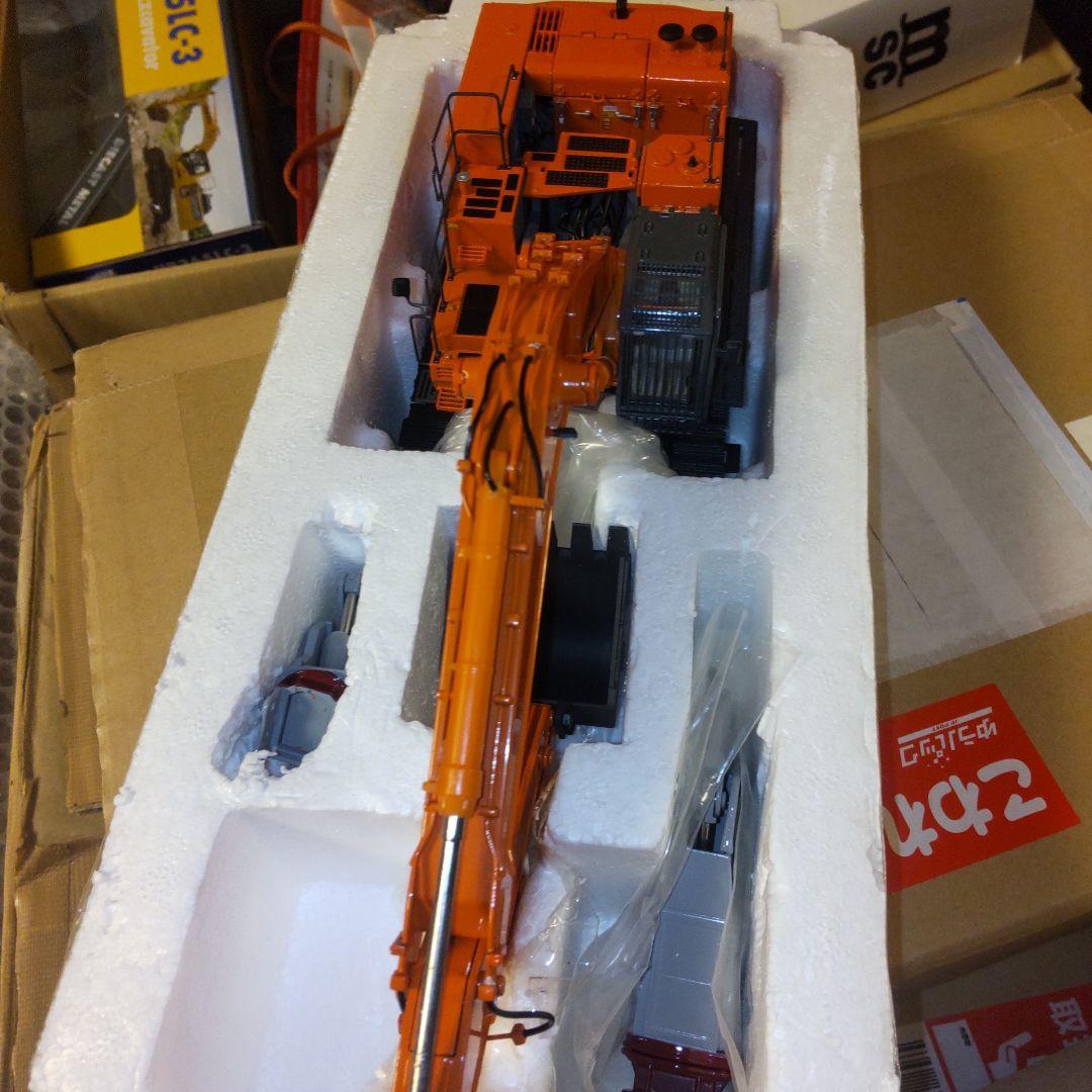 日立建機 ZAXIS 870LCH-3　1/50