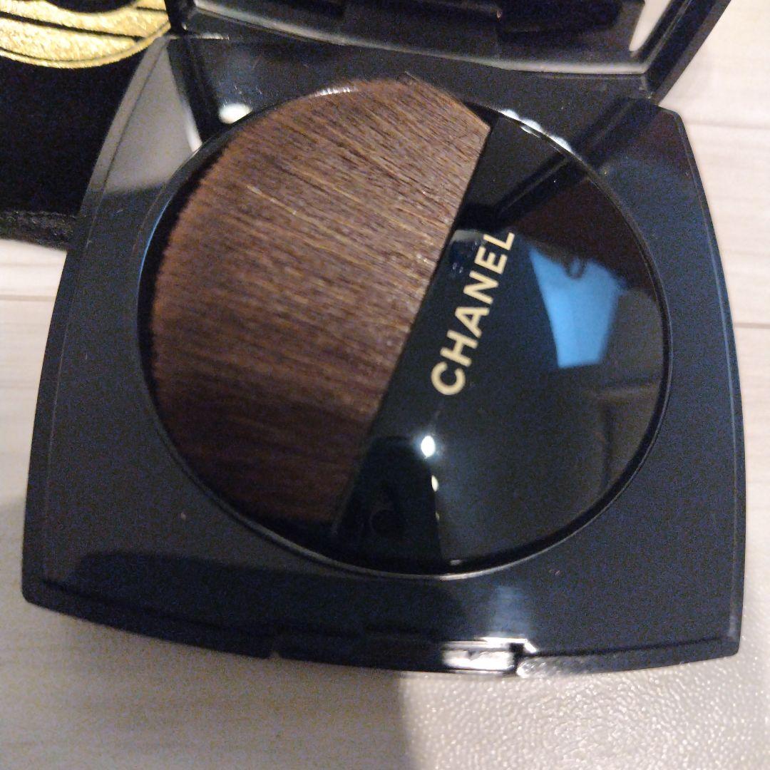 限定！シャネル　レ ベージュ ヘルシー ゴールデン グロウ パウダー