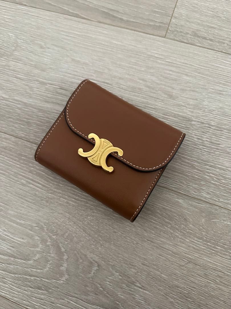 美品CELINE セリーヌ トリオンフ コンパクトウォレット　コニャック