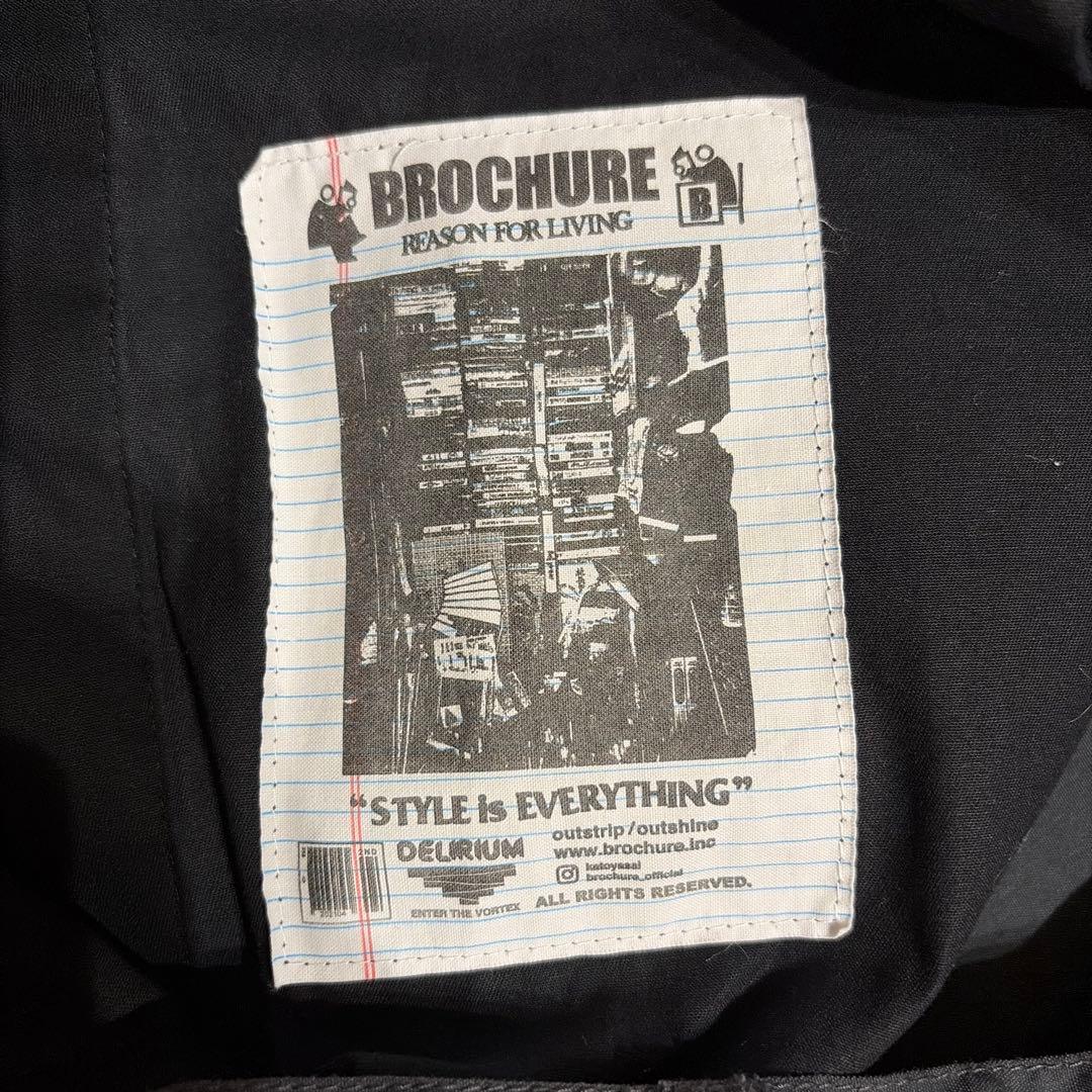 BROCHURE 1P SHAKA M チャコールグレー