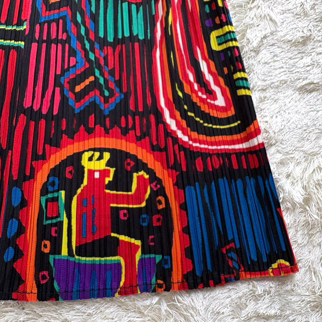 極美品☆希少☆プリーツプリーズ☆イッセイミヤケ☆お洒落なスカート☆サイズ２