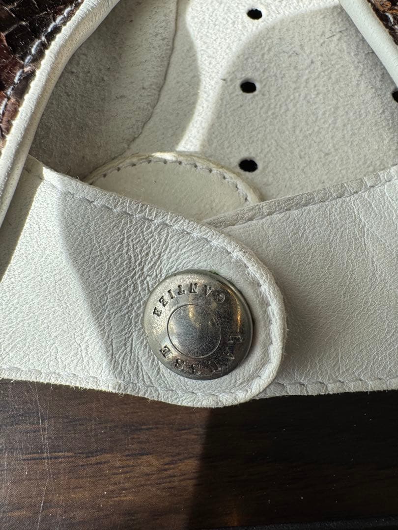 新品未使用！CAUSSE（コース／ガンコス）パイソン×レザーグローブ