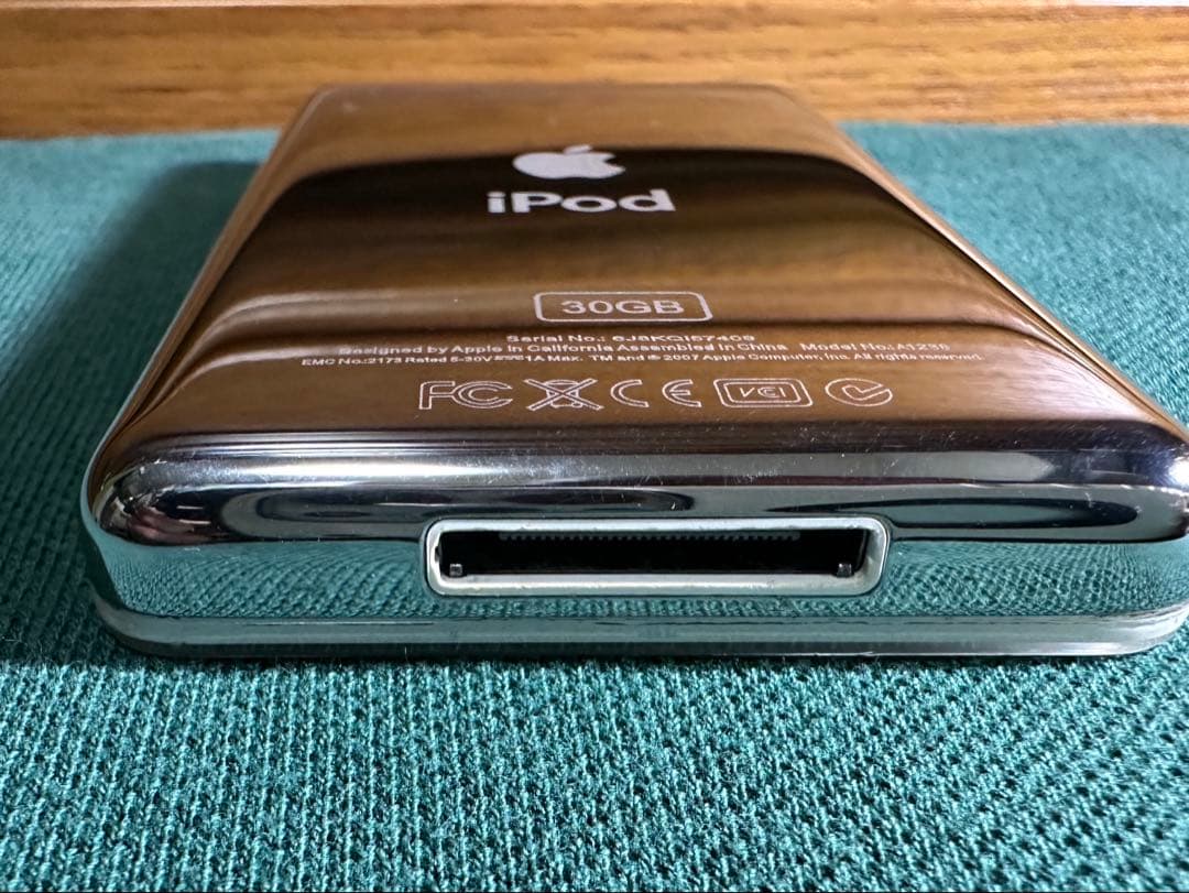 iPod Classic 5.5世代　MA444 新品のバッテリー