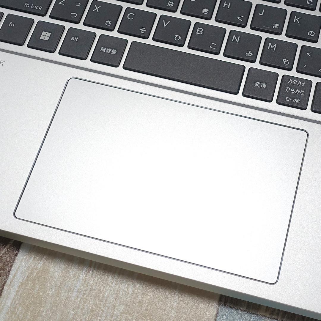 未使用に近いレベルの極美品✨東京生産✨１０コアの第１２世代コアｉ７に超高速ＳＳＤ