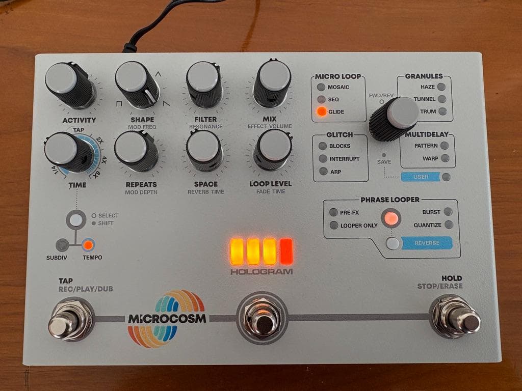 Hologram Microcosm デッキセーバー付き