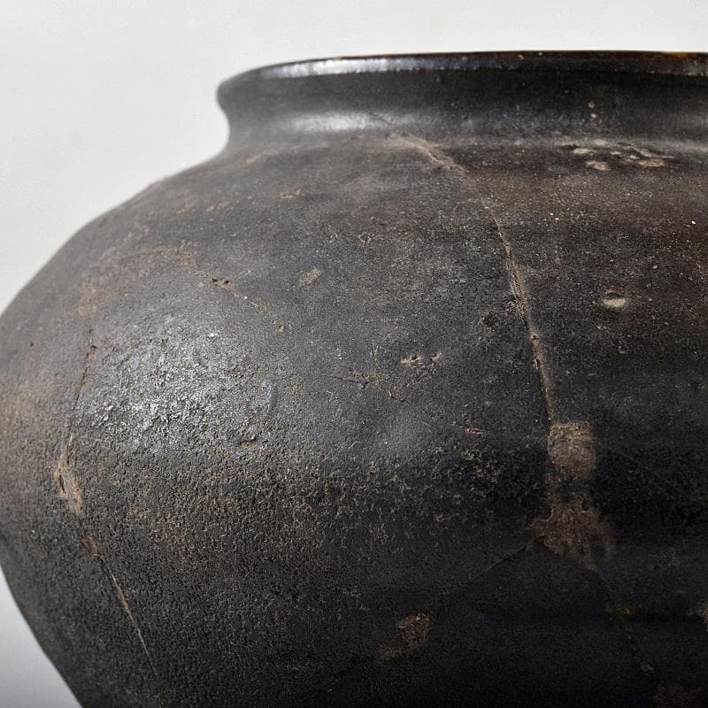 mini-fex　弥生式土器　黒釉　壷　C　R8453
