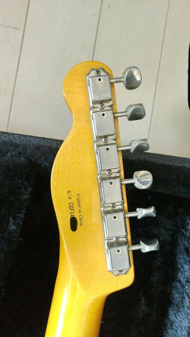 ギター Fender Telecaster Thinline Deluxe