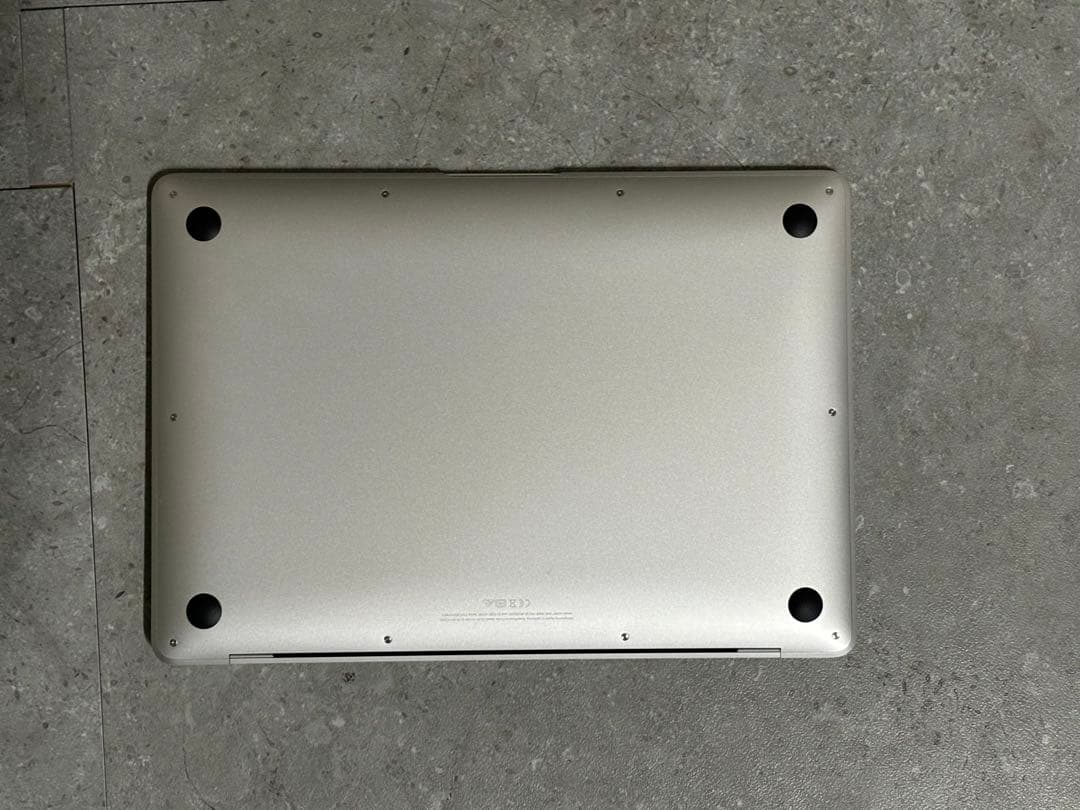 MacBookAir 2020 13.3インチM1 8GB 256GB シルバー