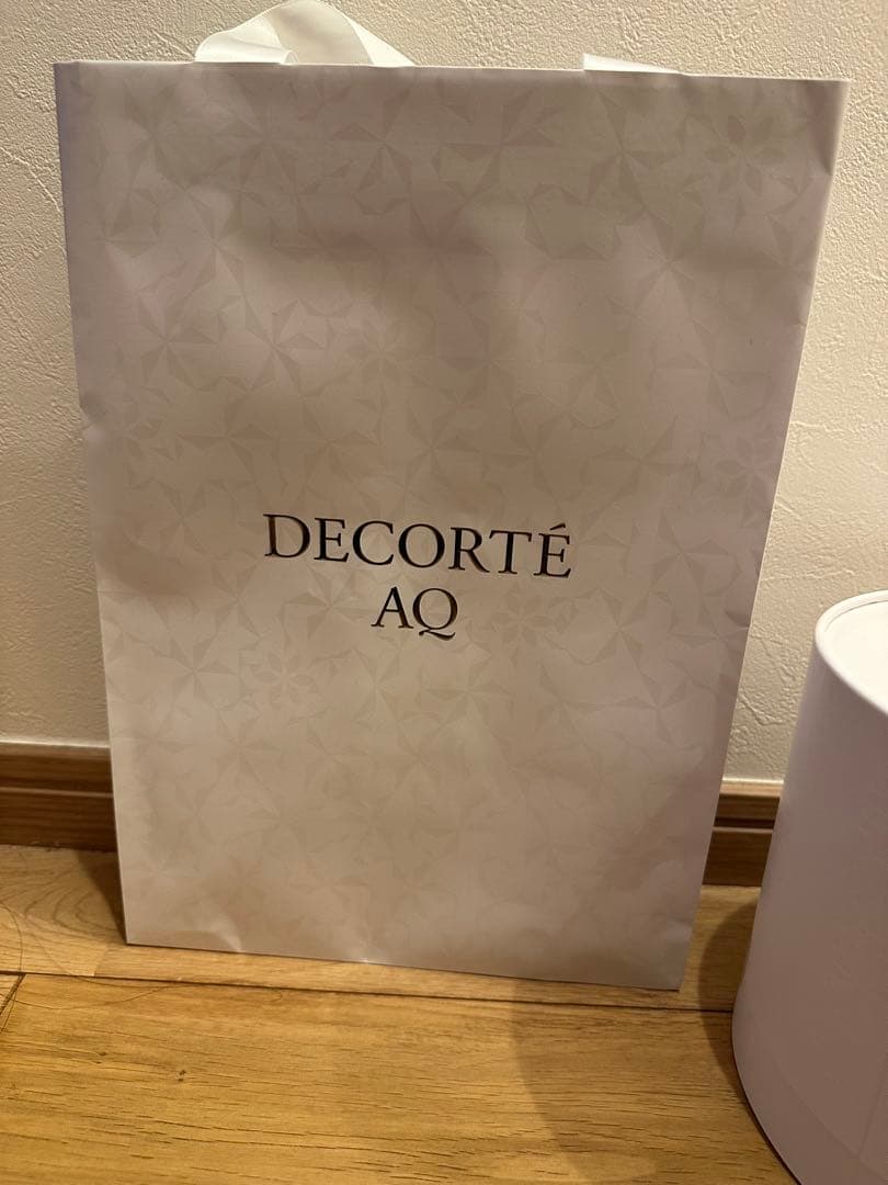 ゆ*ん様 デコルテ DECORTÉ AQ RADIANCE COFFRET I