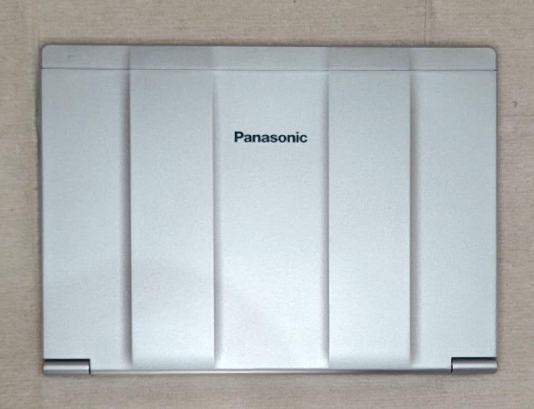 F-77/第8世代クアッドコアi5-8250U/SSD256/8GB/カメラ