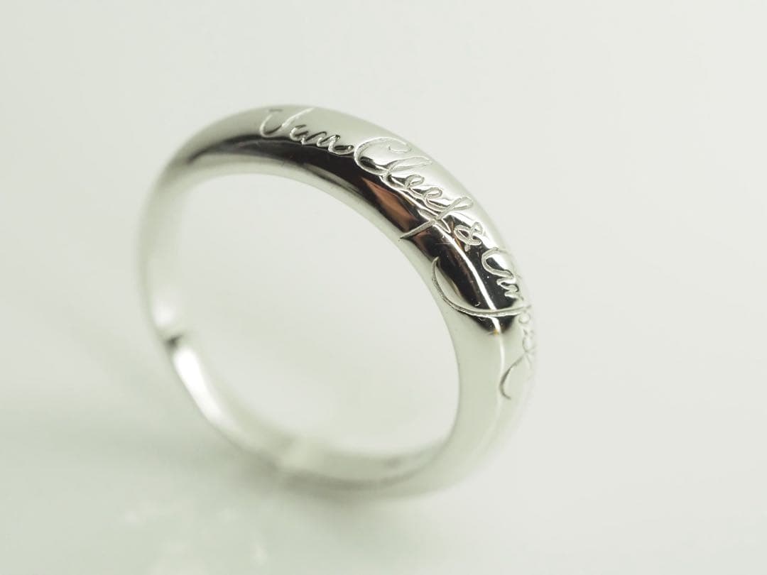 ヴァンクリーフ&アーペル　18ktWG アンフィニシニアチュールリング　15号