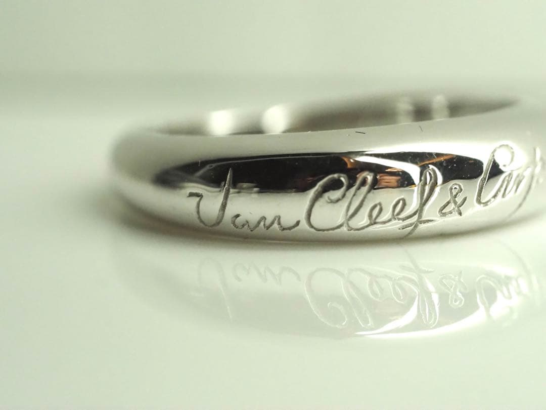 ヴァンクリーフ&アーペル　18ktWG アンフィニシニアチュールリング　15号