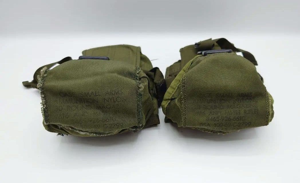 アメリカ軍実物放出品　69年製 M16 30連マガジンポーチ