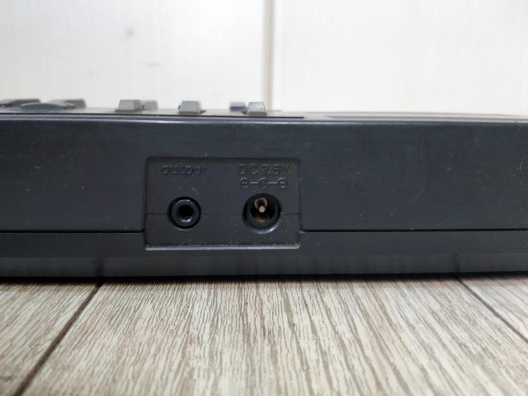 CASIO サンプリングキーボード SK-1 ACアダプター付き 音出し確認済