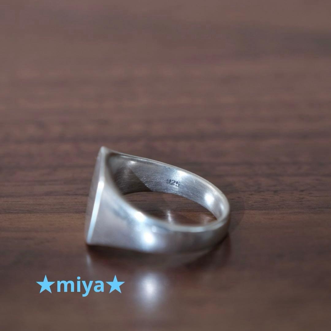 アクセサリー TOMWOOD / Mini Signet Cushion Ring / 46