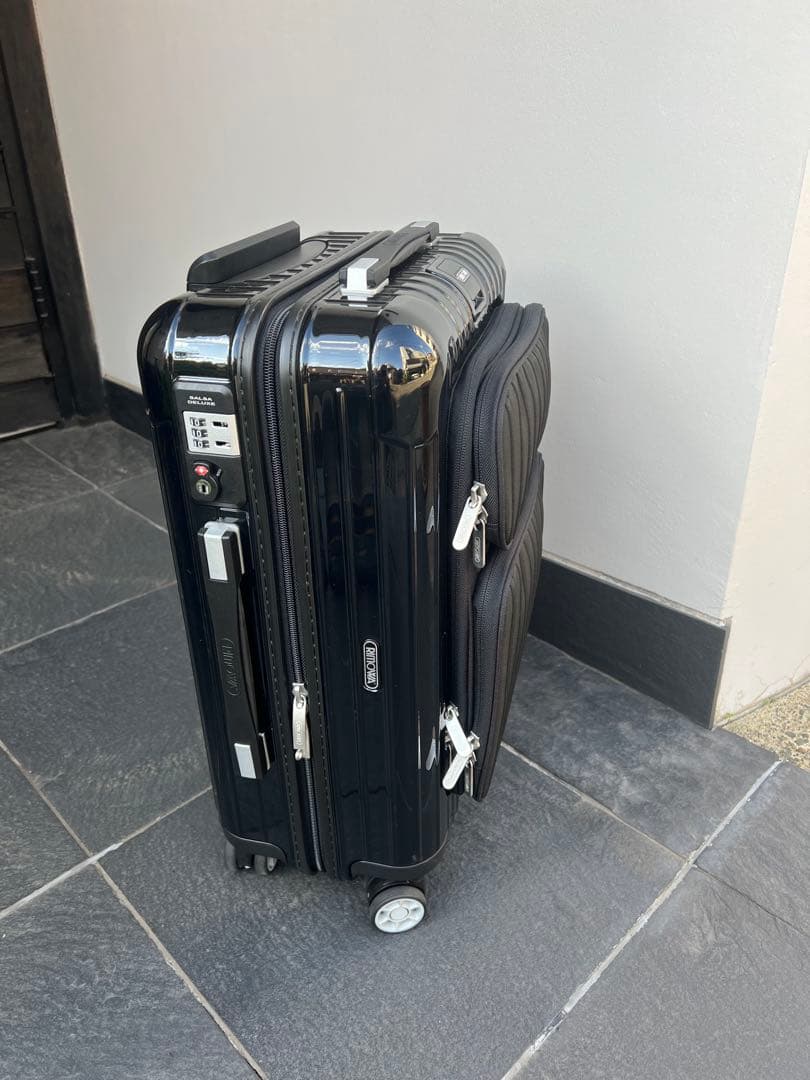 未使用　RIMOWA SALSA DELUX