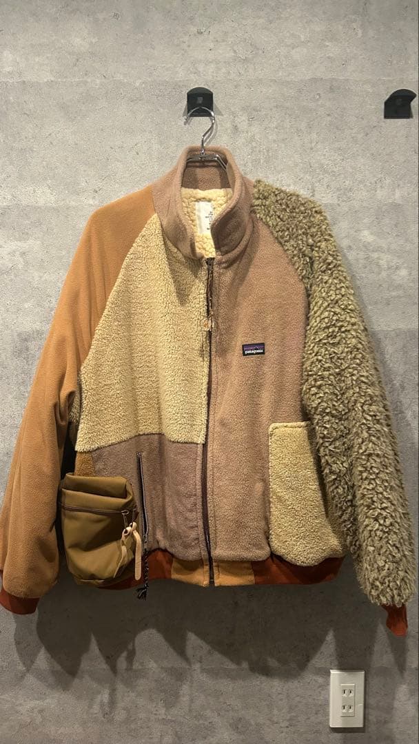 Patagonia giletリメイク　フリースジャケット　SILLAGE