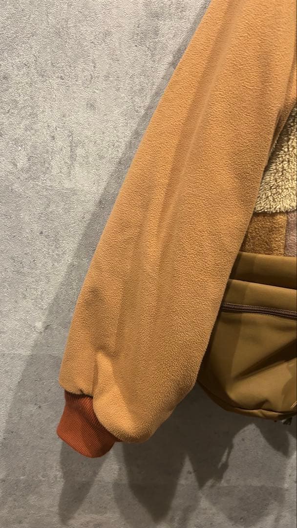 Patagonia giletリメイク　フリースジャケット　SILLAGE