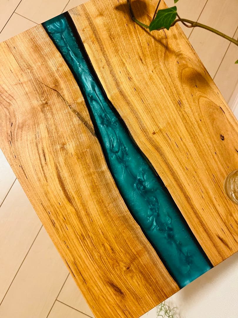 レジンテーブル　ソファテーブル　サイドテーブル　桜の木