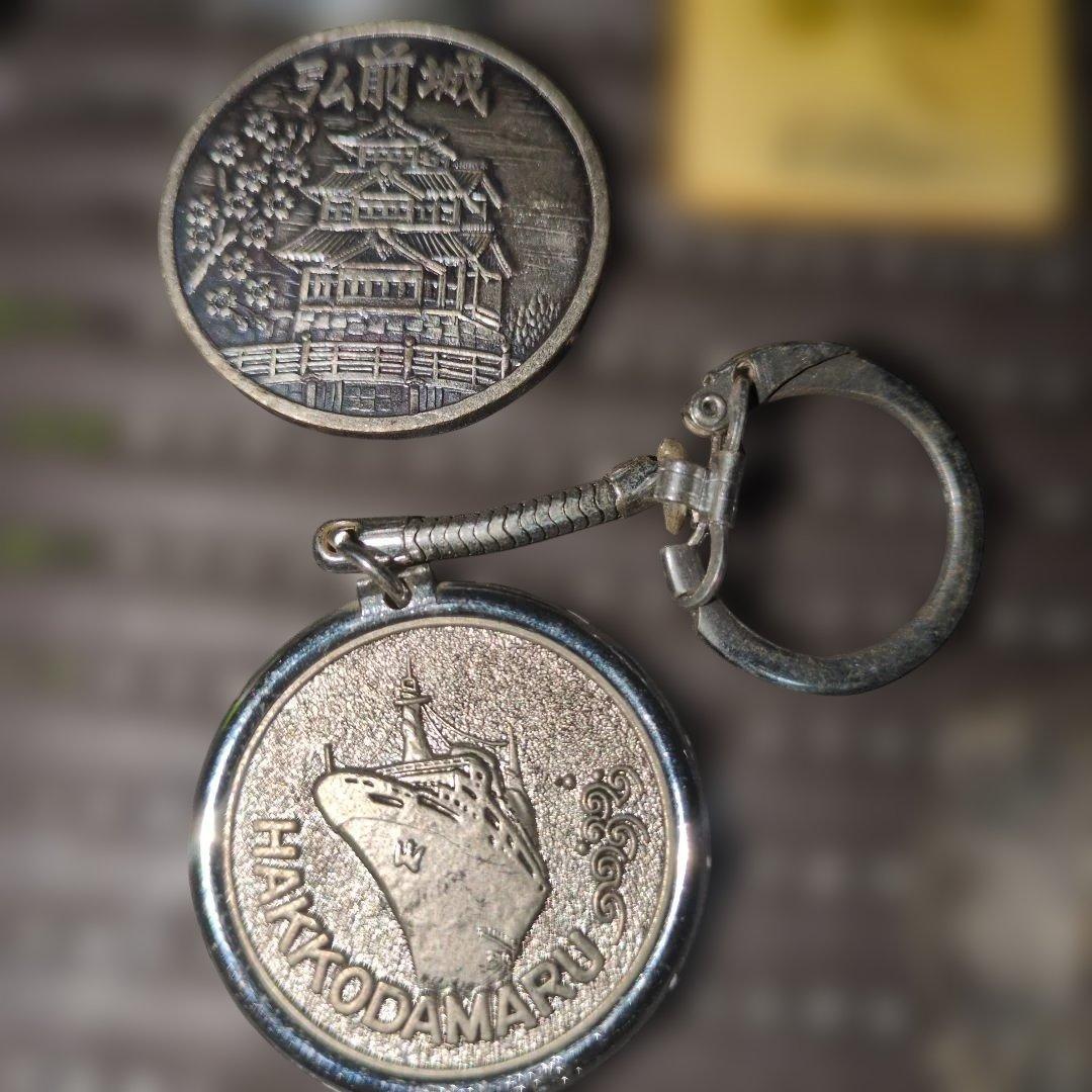 キーホルダー等まとめ売り　ご当地キーホルダー　龍剣キーホルダー　ピンバッジ　バラ