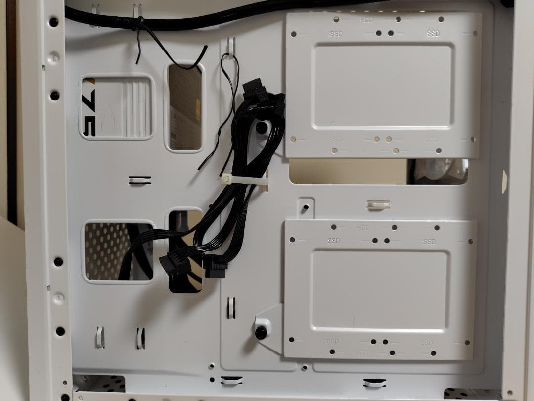 PCケース(自作PC用) Q500L Sakura Edition with V750 Semi