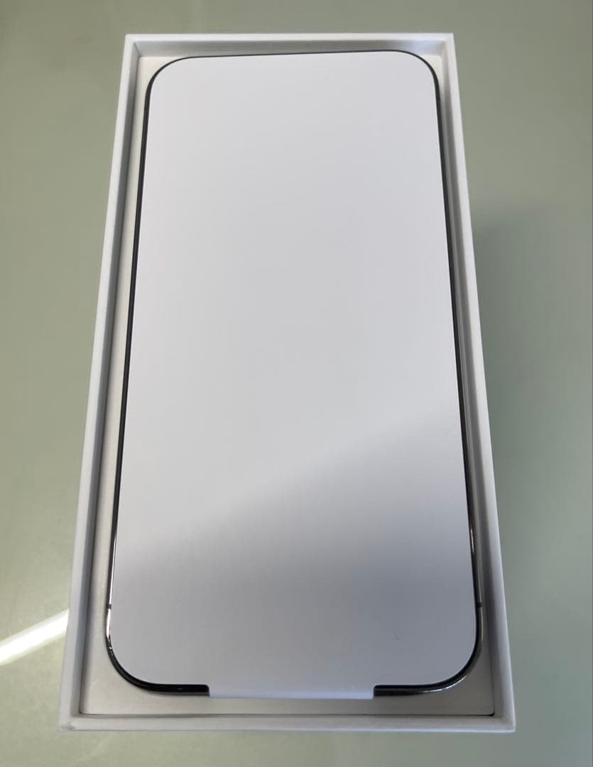 iPhone13 Pro 256GB GRA 新品未使用　エクスプレス交換品