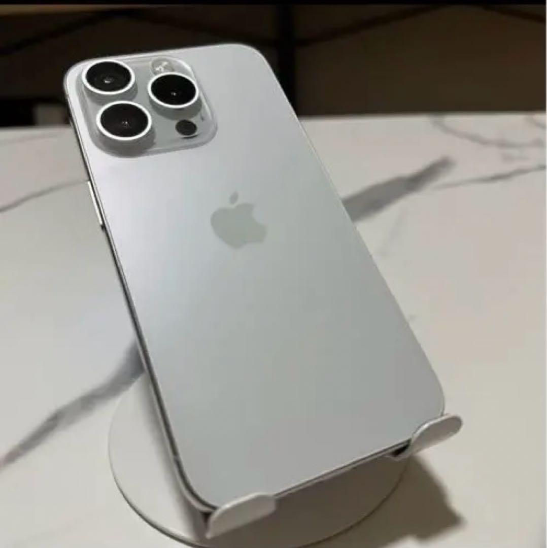 値下げ不可　Apple iPhone 15Pro シルバー 本体