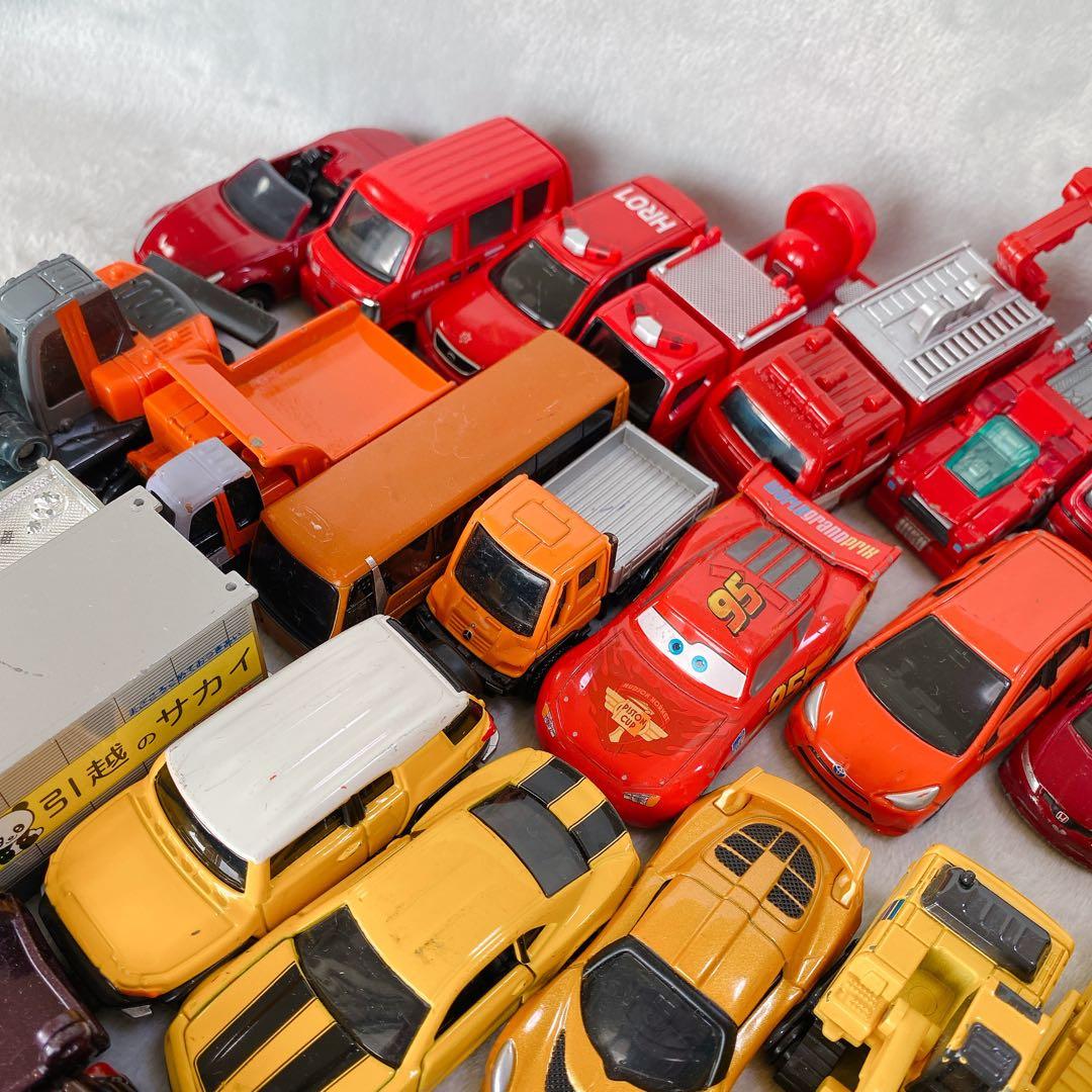 トミカ　85台　セット　大量　まとめ売り　ミニカー　車　はたらく車