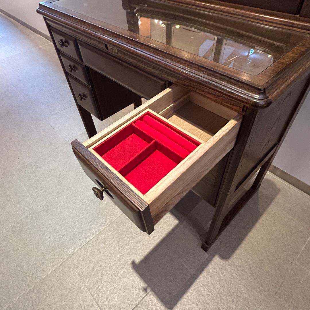 期間限定値下♥【高梨産業 ＲＯＢＩＮ】　オーク無垢材　ドレッサー 椅子付き