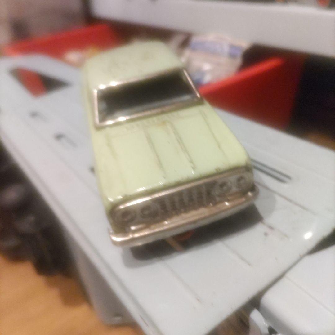 ブリキ　トランスポーター