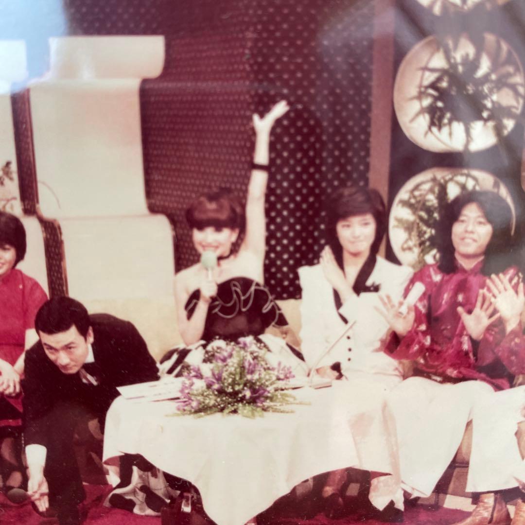 テレビ番組の集合写真 レトロ品で ザ．べストテンの写真です。 激レア品です。