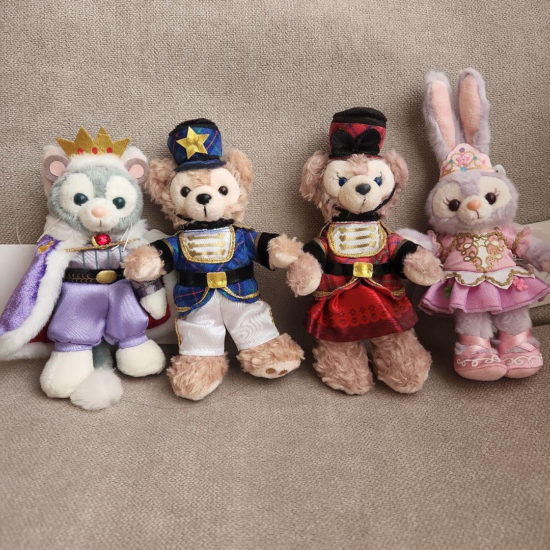 【レア】ダッフィー&フレンズ　くるみ割り人形　4個セット　ぬいぐるみバッジ