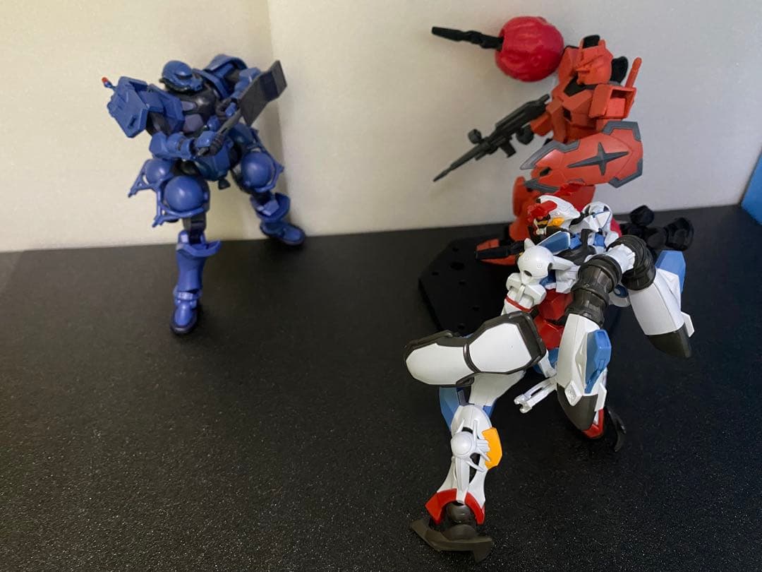 赤いガンダム　（ジークアクスSET）