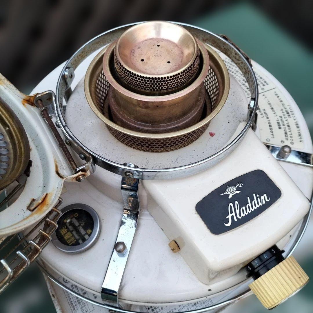 Aladdin メンテナンス済。純正品芯交換済。取説付。ベージュ